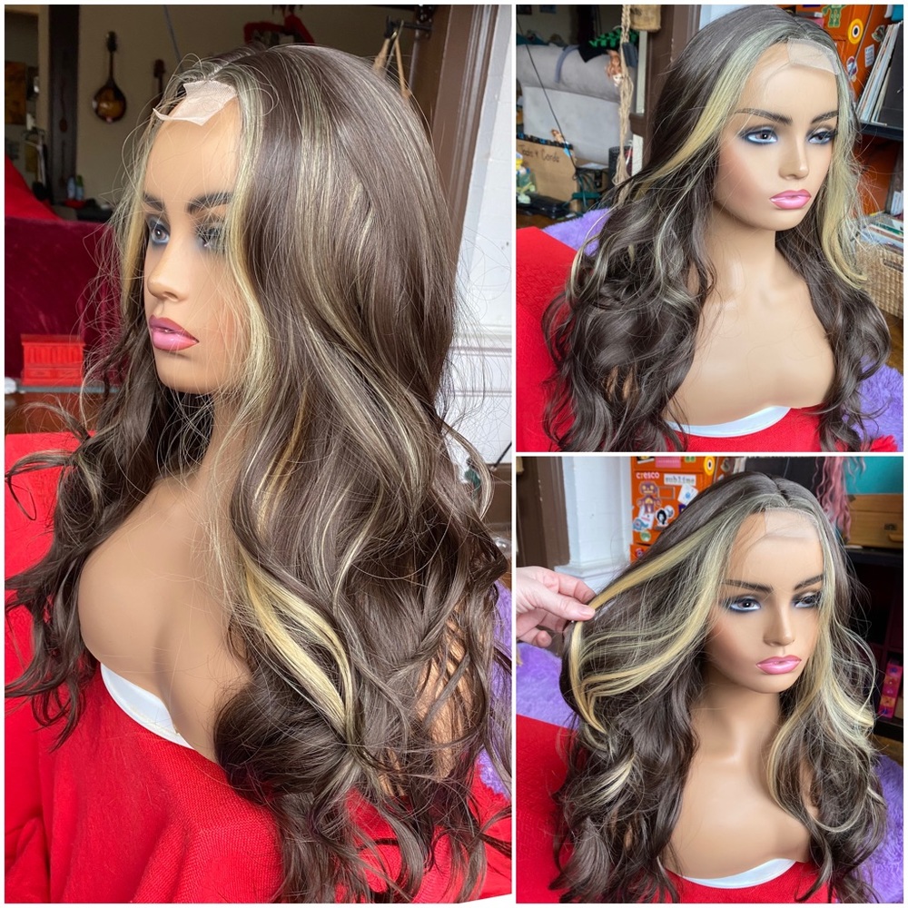 Chunky highlights lace front wig